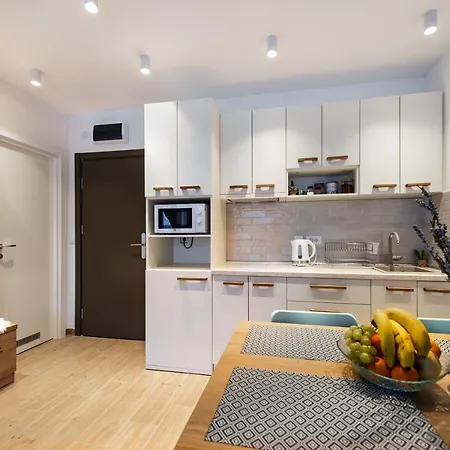 Greenwood In Kraljevi Cardaci