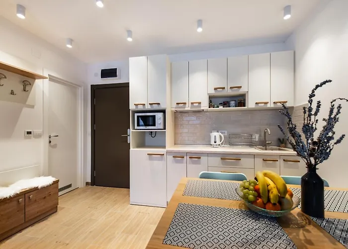 Greenwood In Kraljevi Cardaci