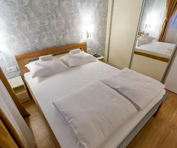 Greenwood In Kraljevi Cardaci Apartament *